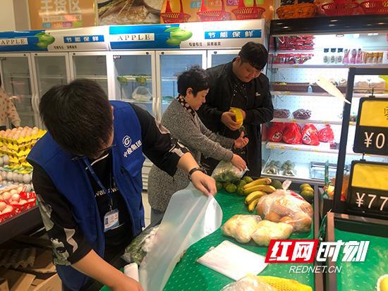 永定區市監局開展“兩節”前食用農產品批發環節專項抽檢，全力守護“菜籃子”安全